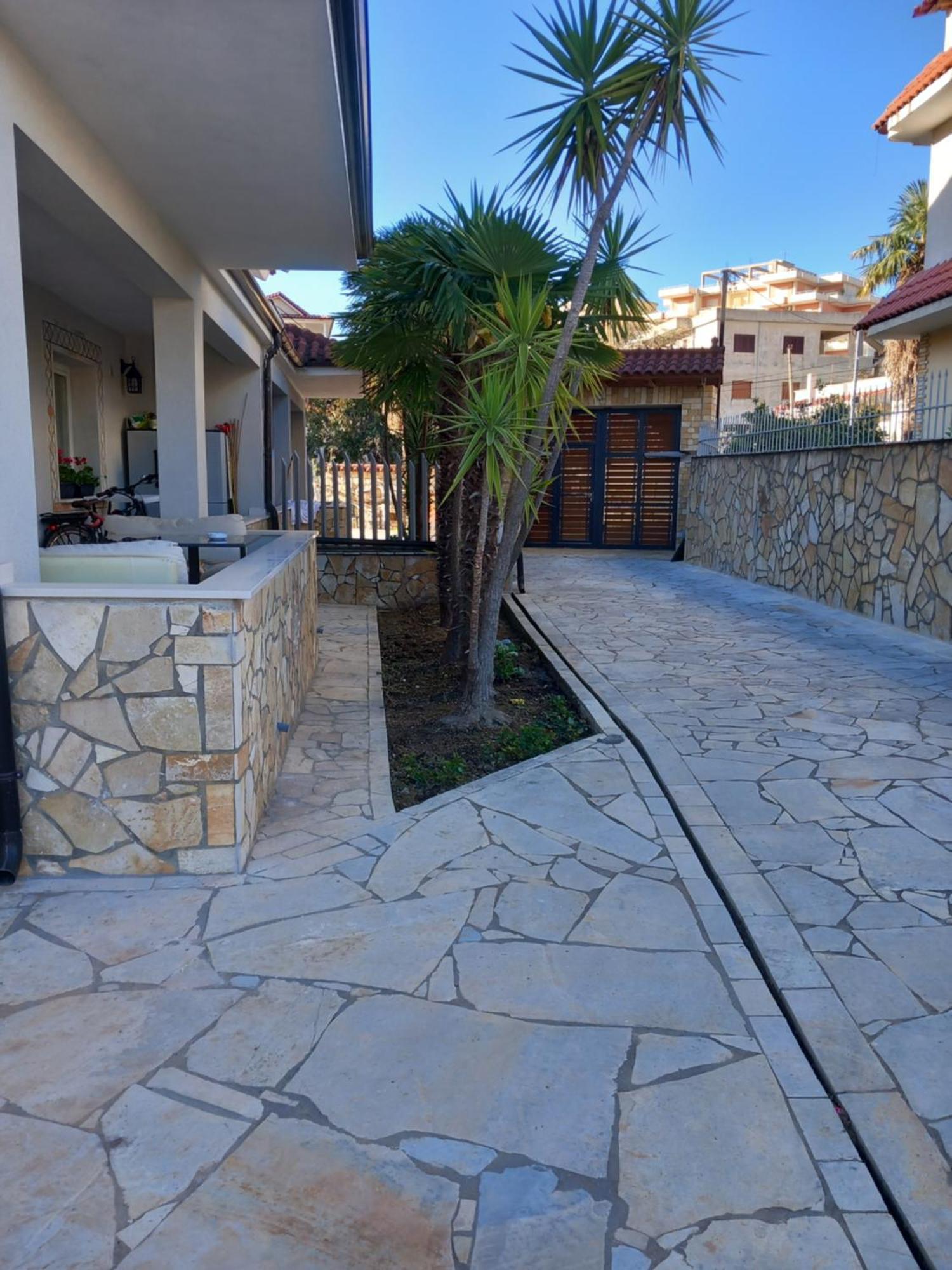 Villa Ida Apartments Vlore Exterior photo